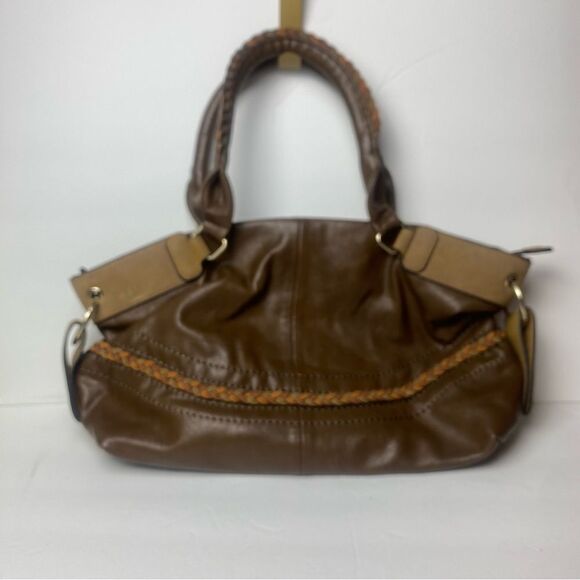 Black Rivet Handbag Tan W/Dual Handles - Picture 1 of 14
